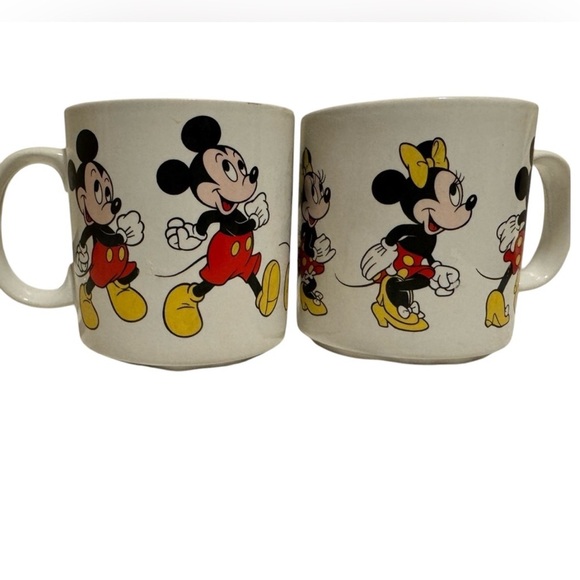 Disney Vintage Mickey and Minnie Mouse Walking Coffee Mugs - Picture 1 of 7